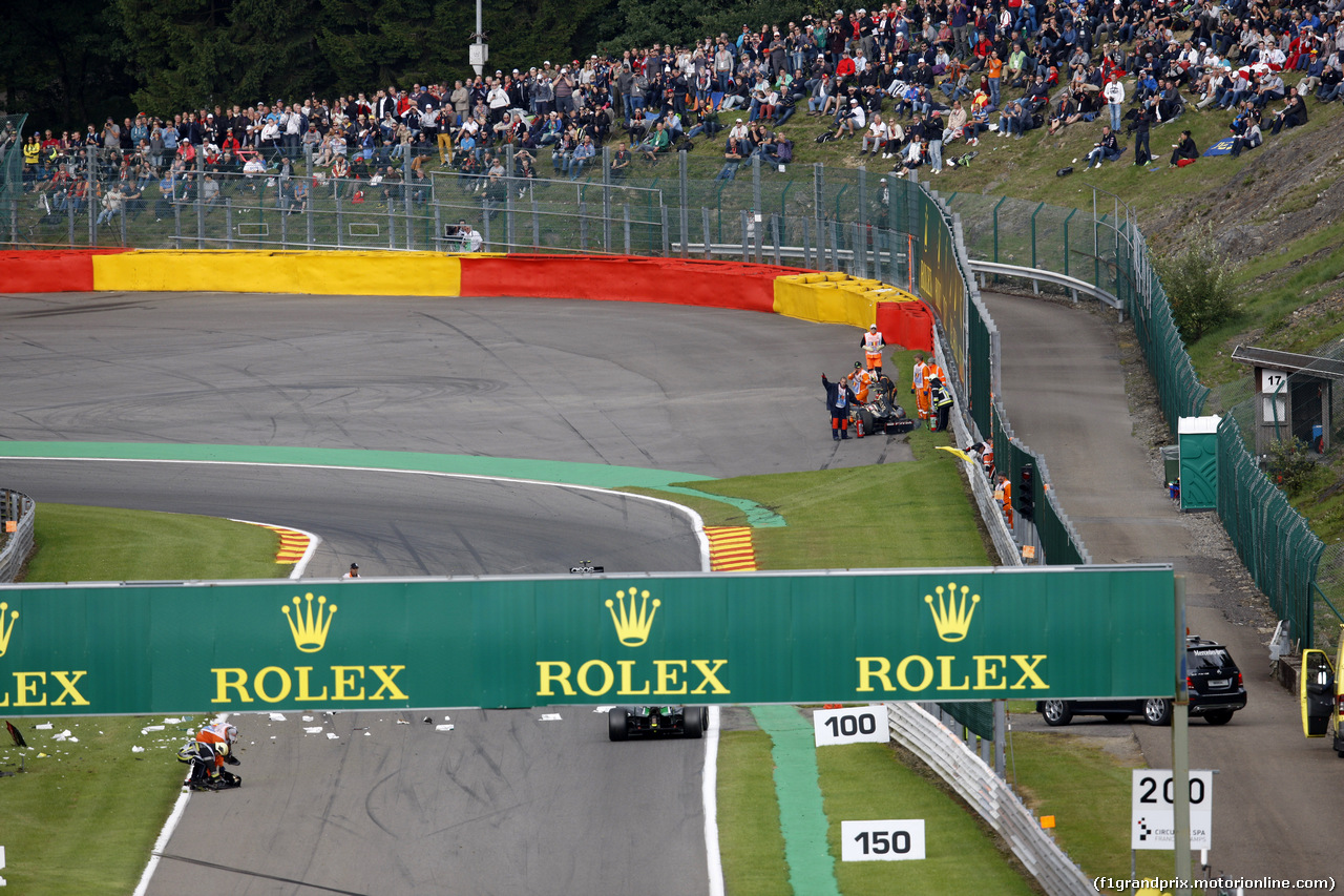 GP BELGIO, 22.08.2014- Prove Libere 2, Crash , Pastor Maldonado (VEN) Lotus F1 Team E22