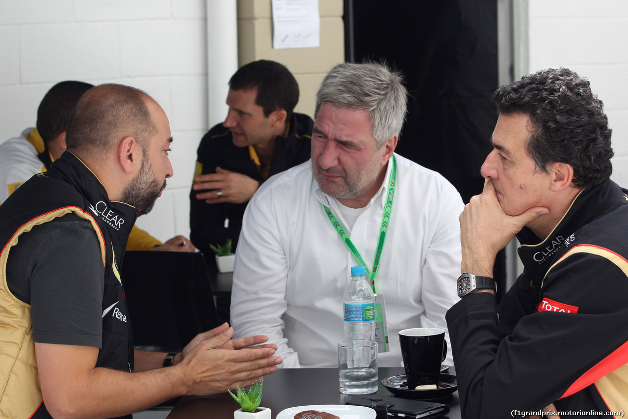 GP BRASILE, 09.11.2014 - Cyril Abiteboul (FRA), Renault F1 e Federico Gastaldi (ARG) Lotus F1 Team Deputy Team Principal