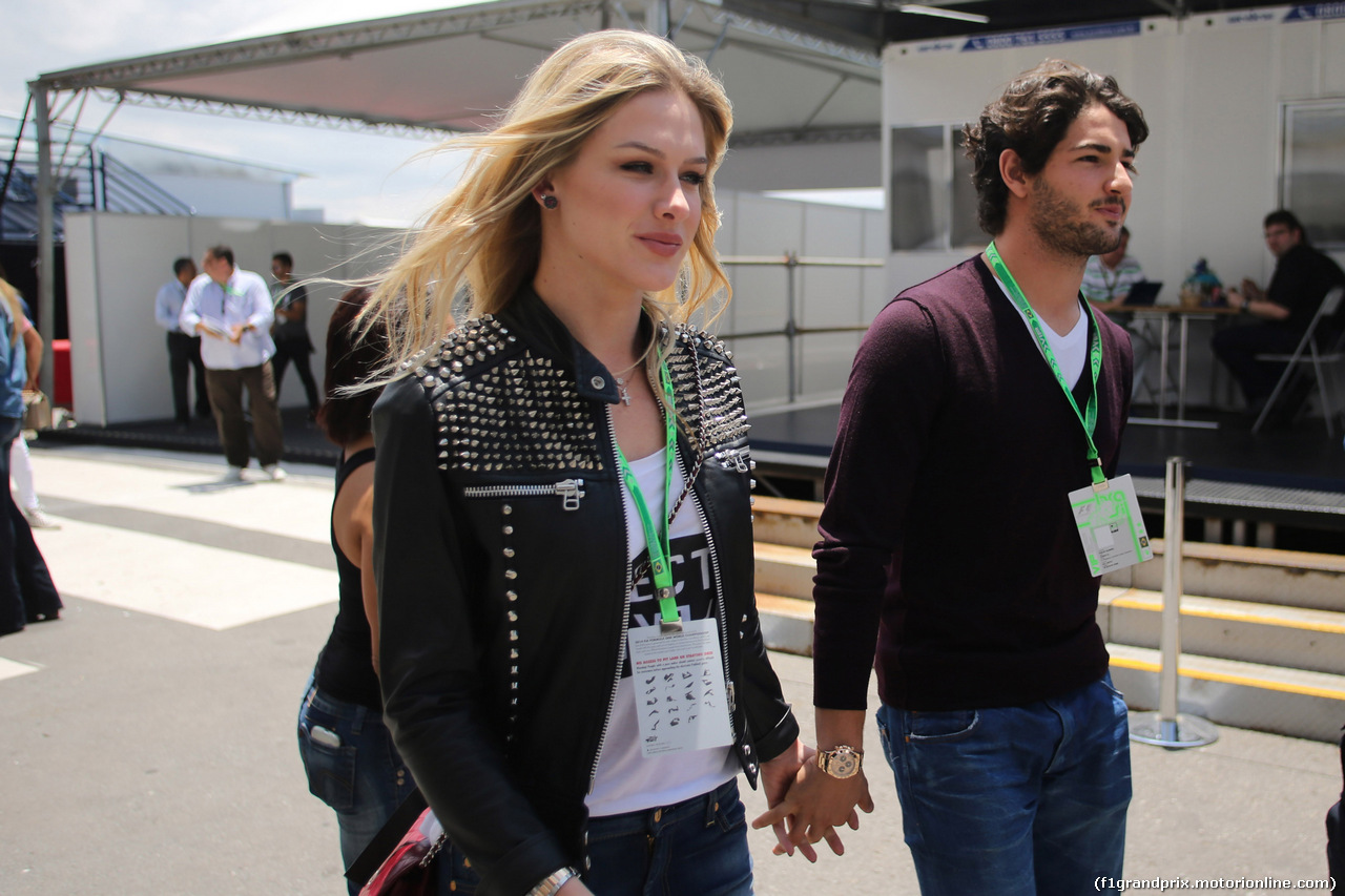 GP BRASILE, 09.11.2014 - Alexandre Pato (BRA), Player football e Domenica Fiorella Mattheis, Actress