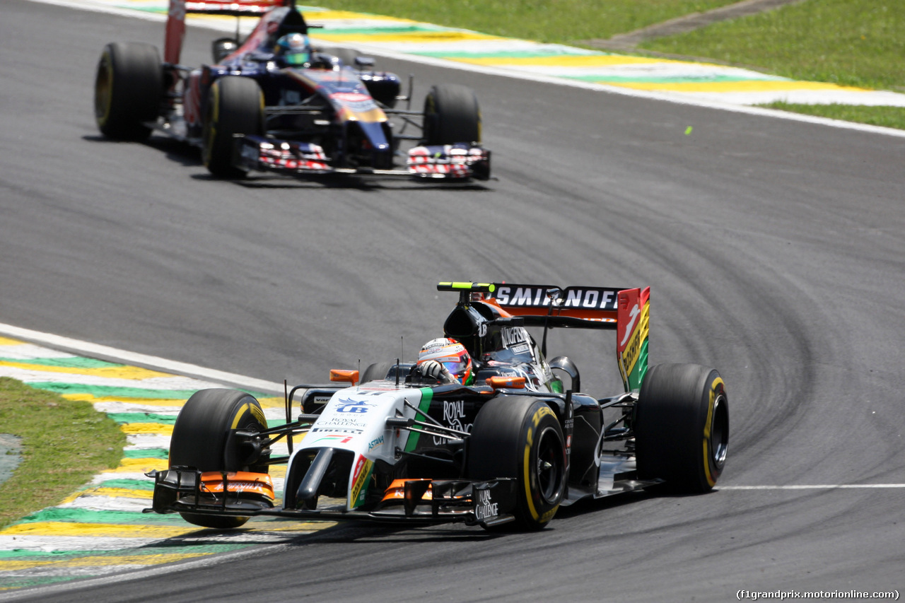 GP BRASILE, 09.11.2014 - Gara, Sergio Perez (MEX) Sahara Force India F1 VJM07