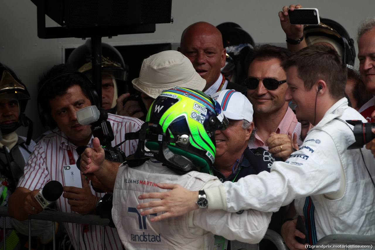 GP BRASILE, 09.11.2014 - Gara, terzo Felipe Massa (BRA) Williams F1 Team FW36 with his father