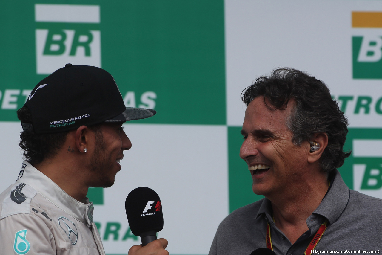 GP BRASILE, 09.11.2014 - Gara, secondo Lewis Hamilton (GBR) Mercedes AMG F1 W05 e Nelson Piquet (BRA)