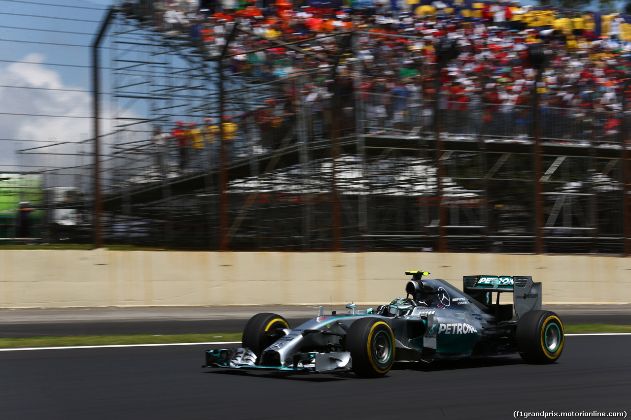 GP BRASILE, 09.11.2014 - Gara, Nico Rosberg (GER) Mercedes AMG F1 W05