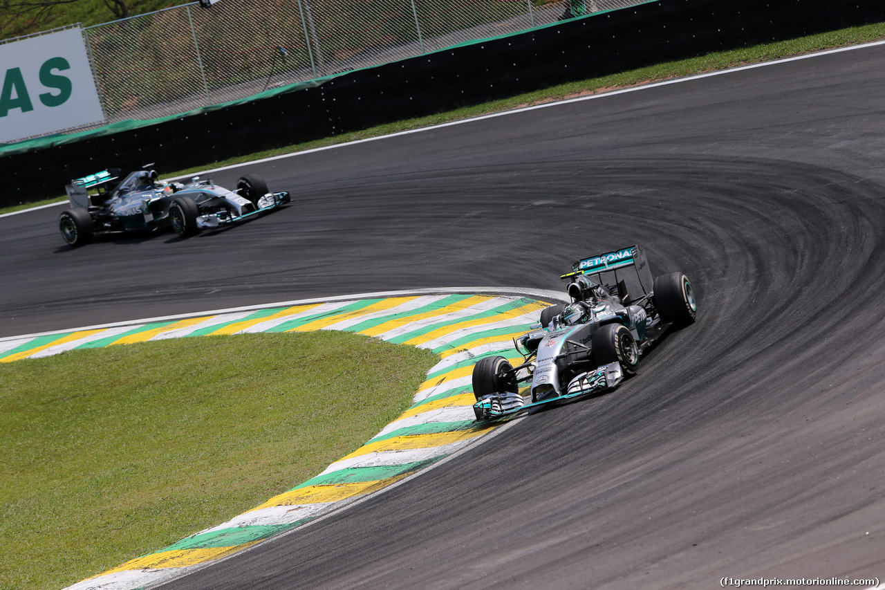 GP BRASILE, 09.11.2014 - Gara, Nico Rosberg (GER) Mercedes AMG F1 W05
