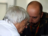GP BRASILE, 09.11.2014 - Cyril Abiteboul (FRA), Renault F1 e Bernie Ecclestone (GBR), President e CEO of FOM