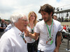 GP BRASILE, 09.11.2014 - Gara, Bernie Ecclestone (GBR), President e CEO of FOM, Fiorella Mattheis (BRA), Actress e Alexandre Pato (BRA), Football player