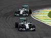 GP BRASILE, 09.11.2014 - Gara, Nico Rosberg (GER) Mercedes AMG F1 W05 davanti a Lewis Hamilton (GBR) Mercedes AMG F1 W05