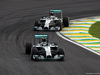 GP BRASILE, 09.11.2014 - Gara, Nico Rosberg (GER) Mercedes AMG F1 W05 davanti a Lewis Hamilton (GBR) Mercedes AMG F1 W05