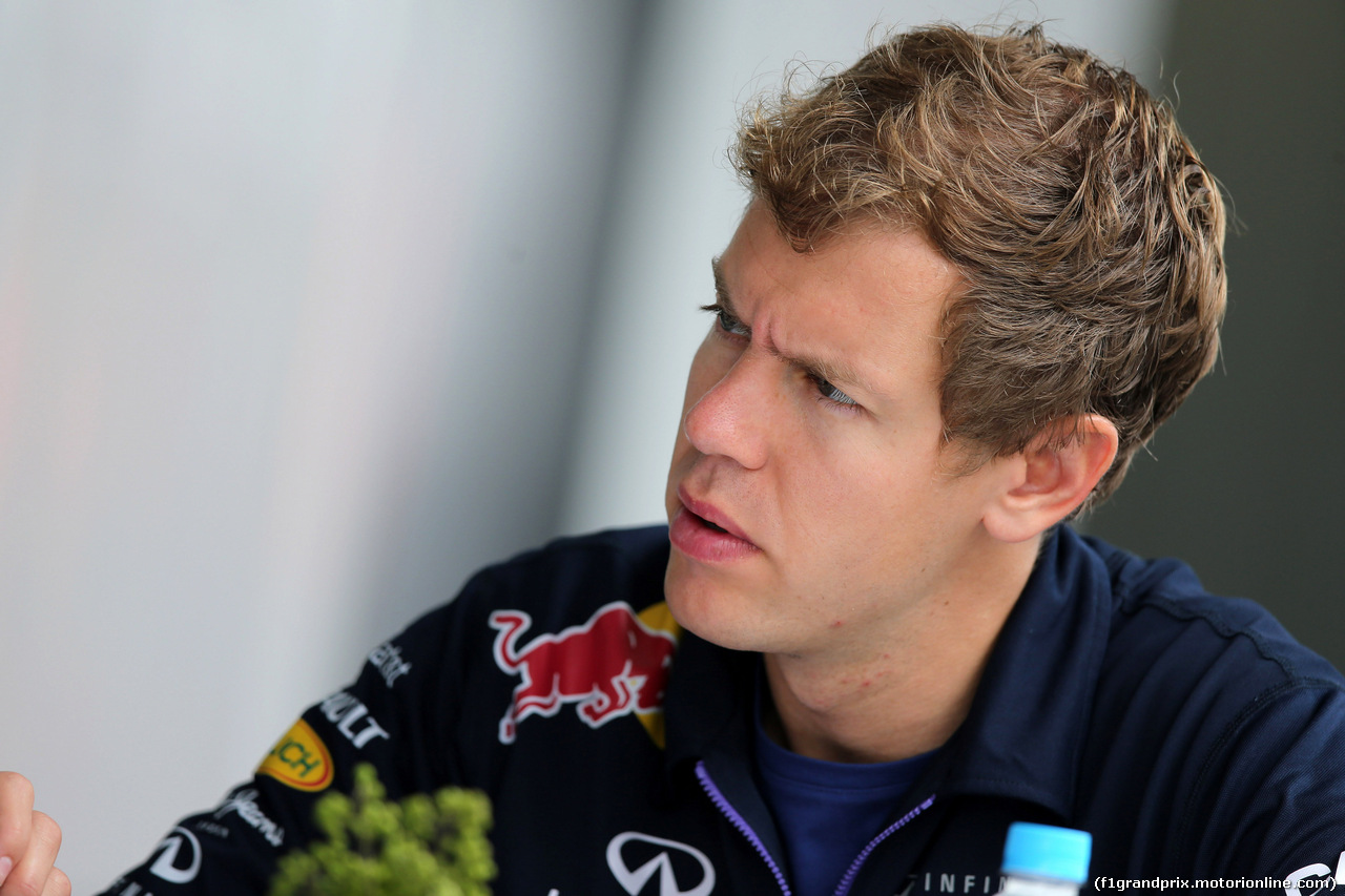 GP BRASILE, 06.11.2014 - Sebastian Vettel (GER) Red Bull Racing RB10