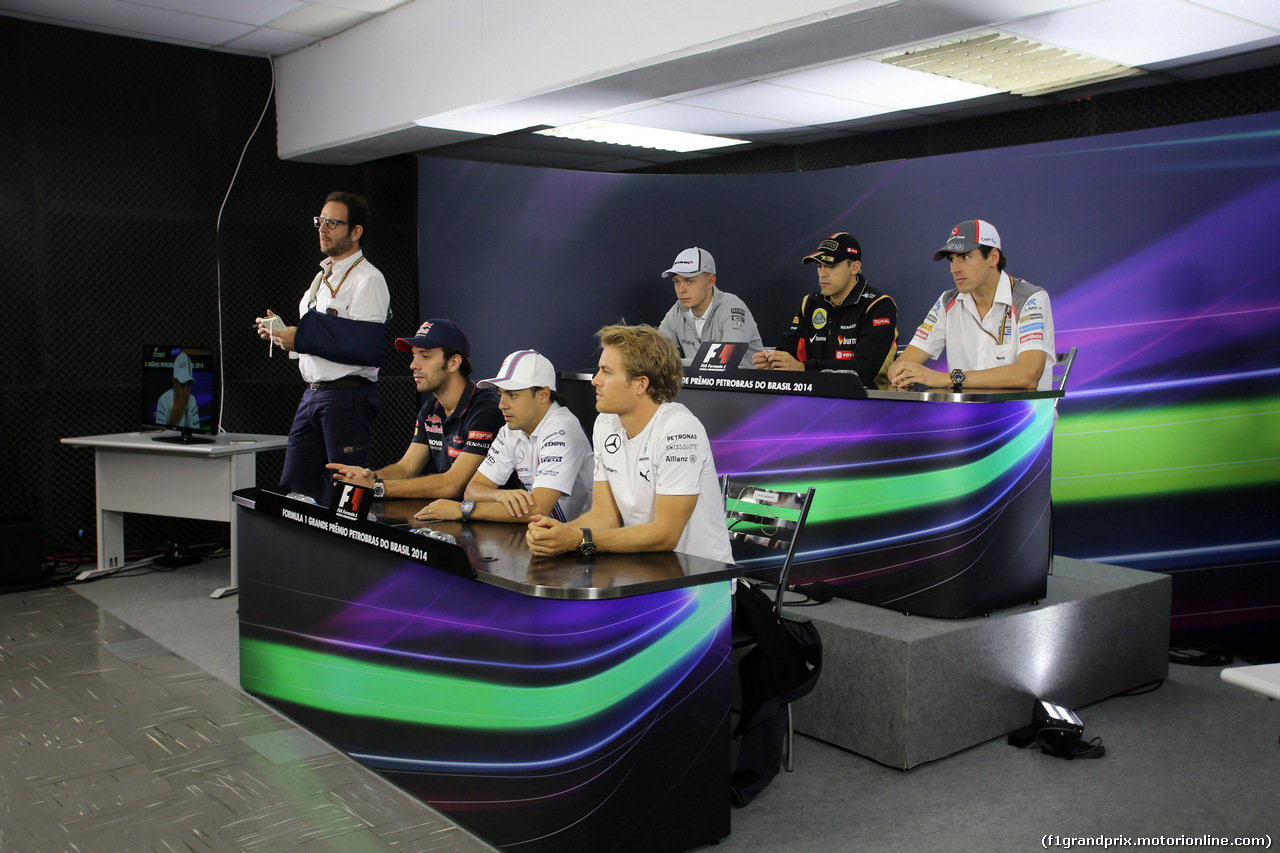 GP BRASILE, 06.11.2014 - Conferenza Stampa, (L-R) Kevin Magnussen (DEN) McLaren Mercedes MP4-29, Pastor Maldonado (VEN) Lotus F1 Team E22, Jean-Eric Vergne (FRA) Scuderia Toro Rosso STR9, Felipe Massa (BRA) Williams F1 Team FW36 e Nico Rosberg (GER) Mercedes AMG F1 W05