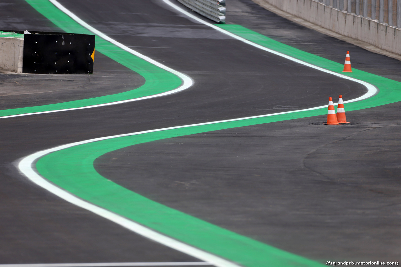 GP BRASILE, 06.11.2014 - The new pit lane entrance