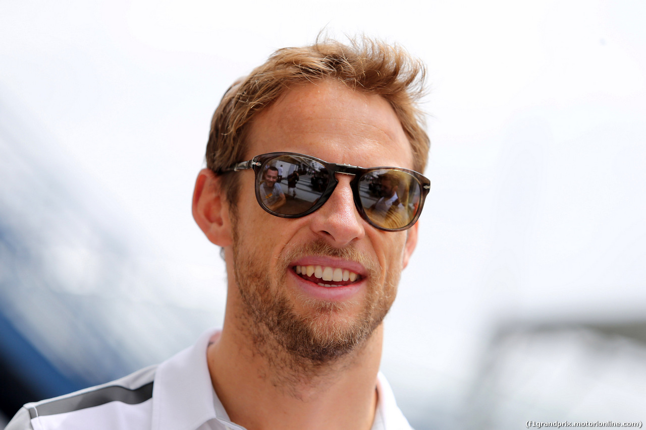 GP BRASILE, 06.11.2014 - Jenson Button (GBR) McLaren Mercedes MP4-29