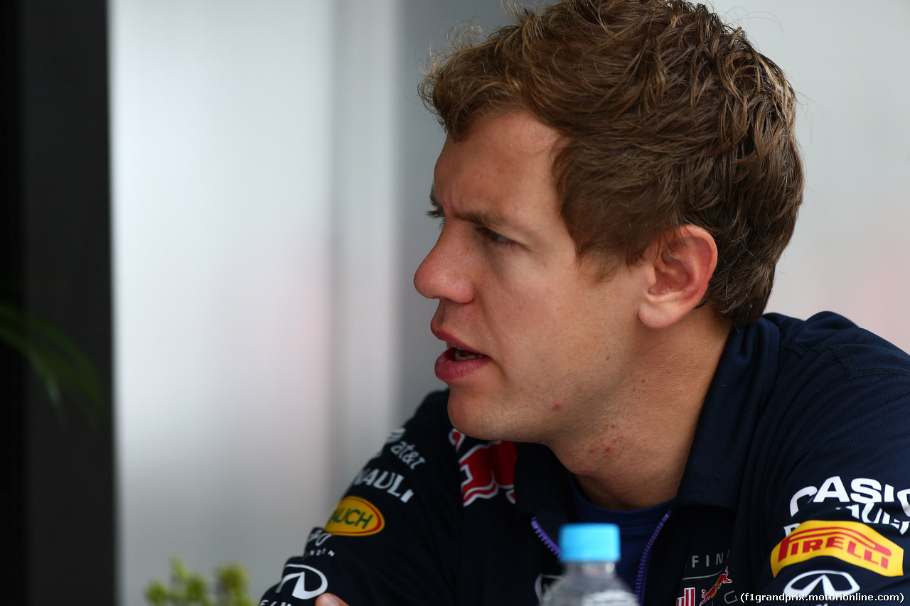 GP BRASILE, 06.11.2014 - Sebastian Vettel (GER) Red Bull Racing RB10