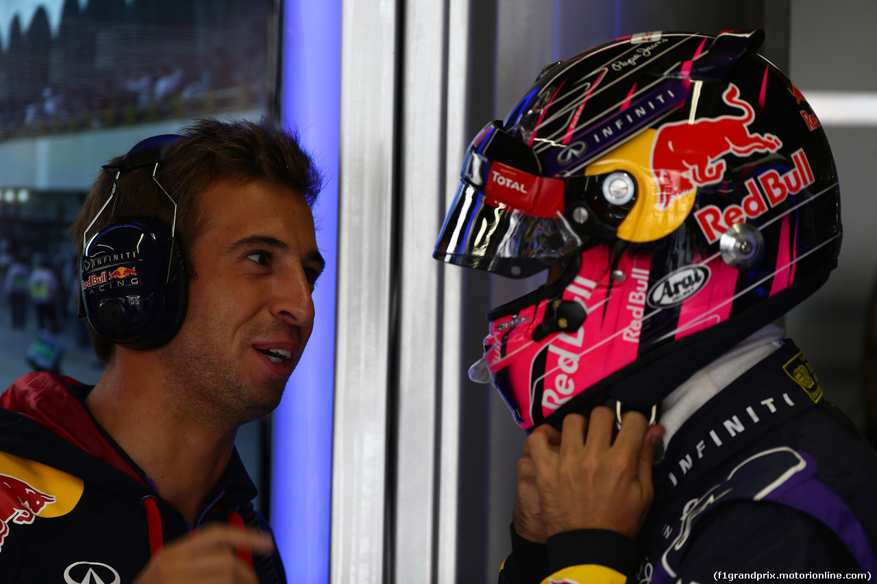 GP BRASILE, 08.11.2014 - Prove Libere 3, Antonio Felix da Costa (POR) Test Driver Red Bull Racing e Sebastian Vettel (GER) Red Bull Racing RB10