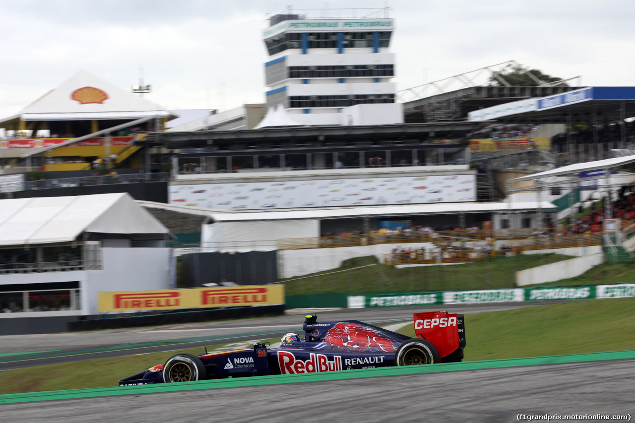 GP BRASILE, 08.11.2014 - Prove Libere 3, Daniil Kvyat (RUS) Scuderia Toro Rosso STR9