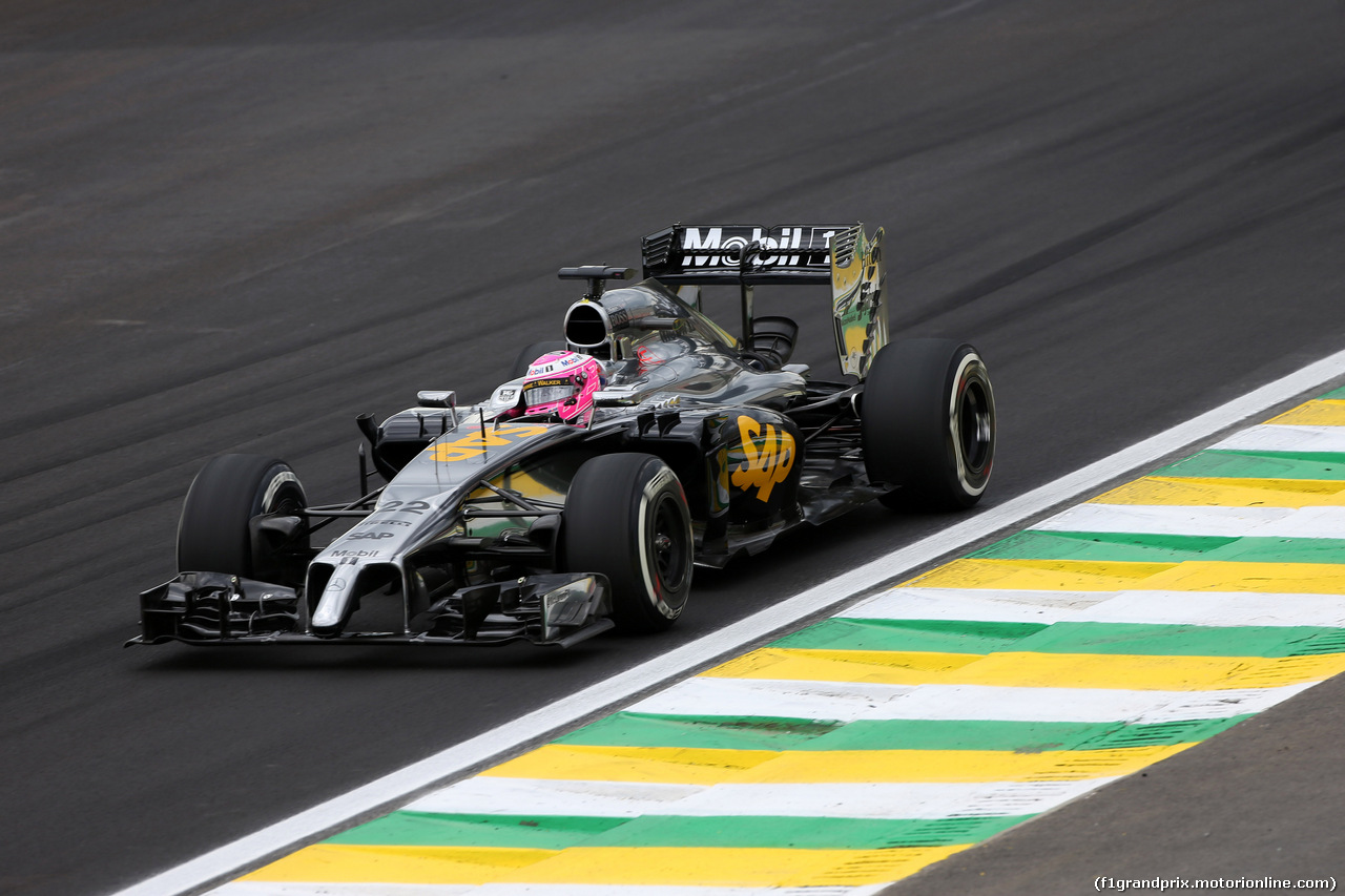 GP BRASILE, 08.11.2014 - Prove Libere 3, Jenson Button (GBR) McLaren Mercedes MP4-29