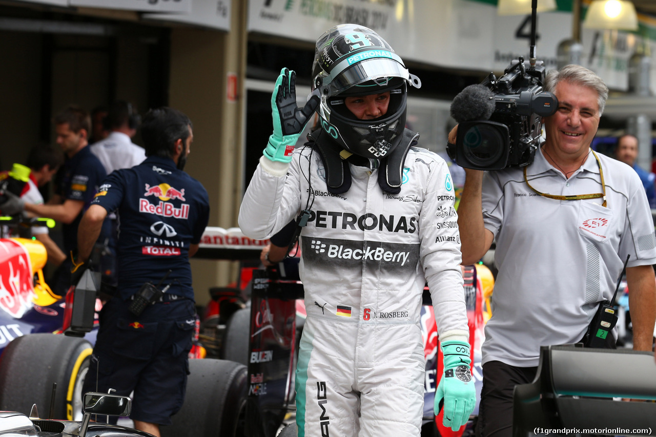 GP BRASILE, 08.11.2014 - Qualifiche, Nico Rosberg (GER) Mercedes AMG F1 W05 pole position