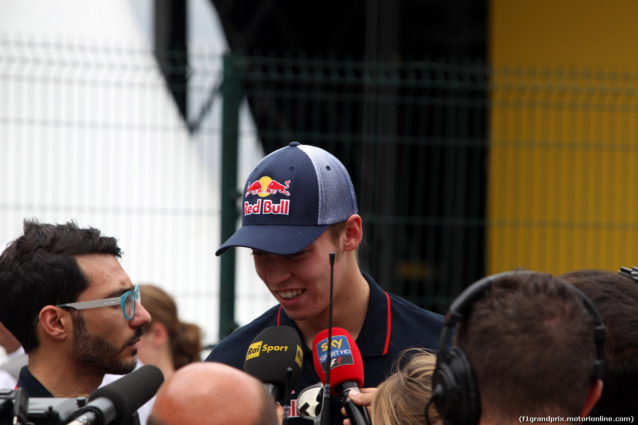 GP BRASILE, 08.11.2014 - Qualifiche, Max Verstappen (NED) Scuderia Toro Rosso STR9