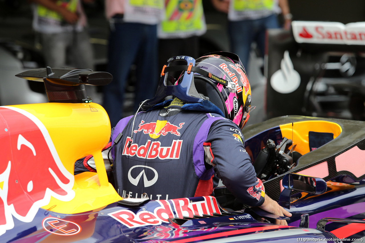 GP BRASILE, 08.11.2014 - Qualifiche, Sebastian Vettel (GER) Red Bull Racing RB10