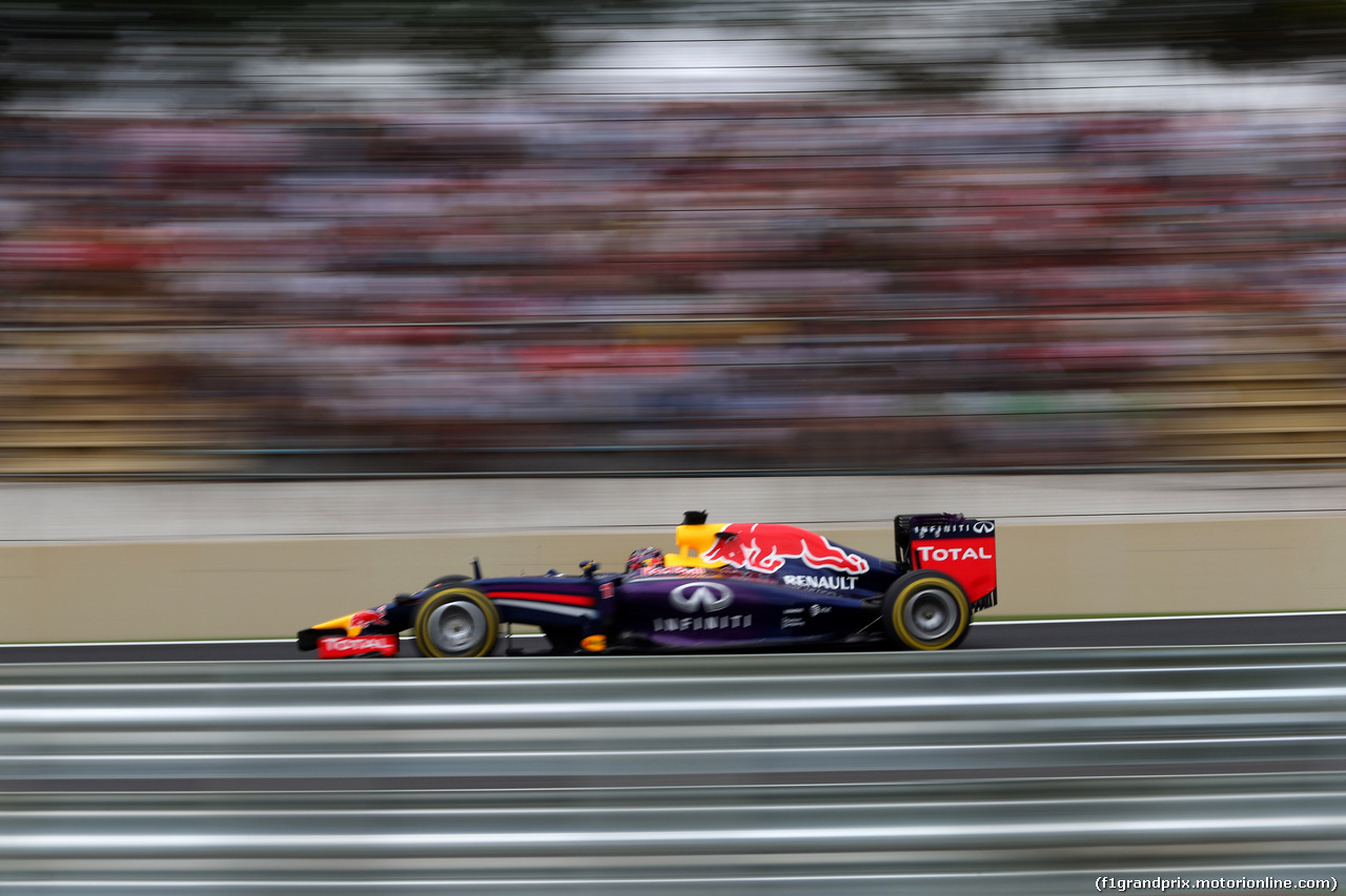 GP BRASILE, 08.11.2014 - Qualifiche, Sebastian Vettel (GER) Red Bull Racing RB10