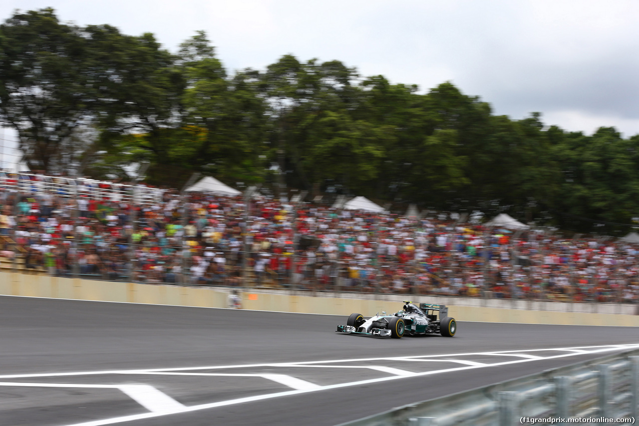 GP BRASILE, 08.11.2014 - Qualifiche, Nico Rosberg (GER) Mercedes AMG F1 W05