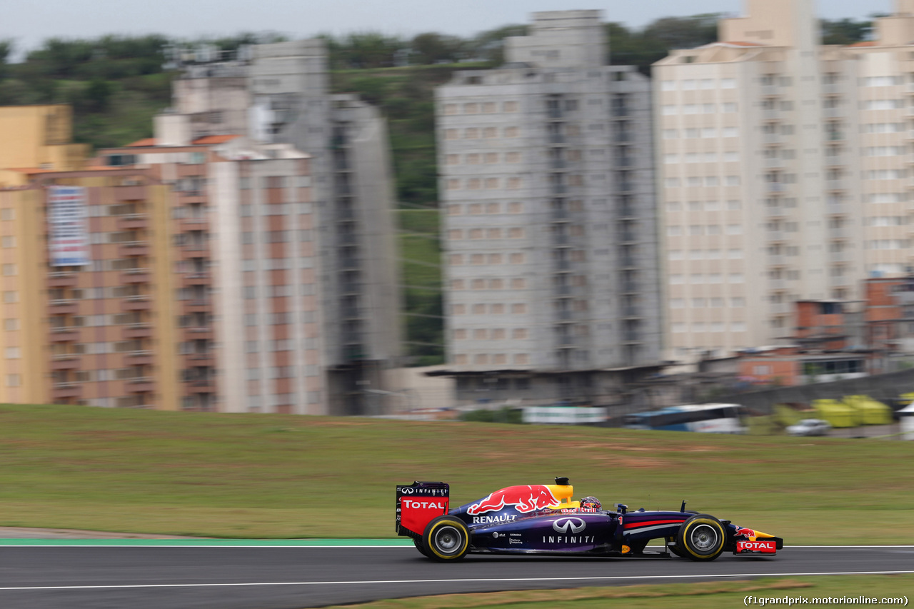 GP BRASILE, 08.11.2014 - Qualifiche, Sebastian Vettel (GER) Red Bull Racing RB10