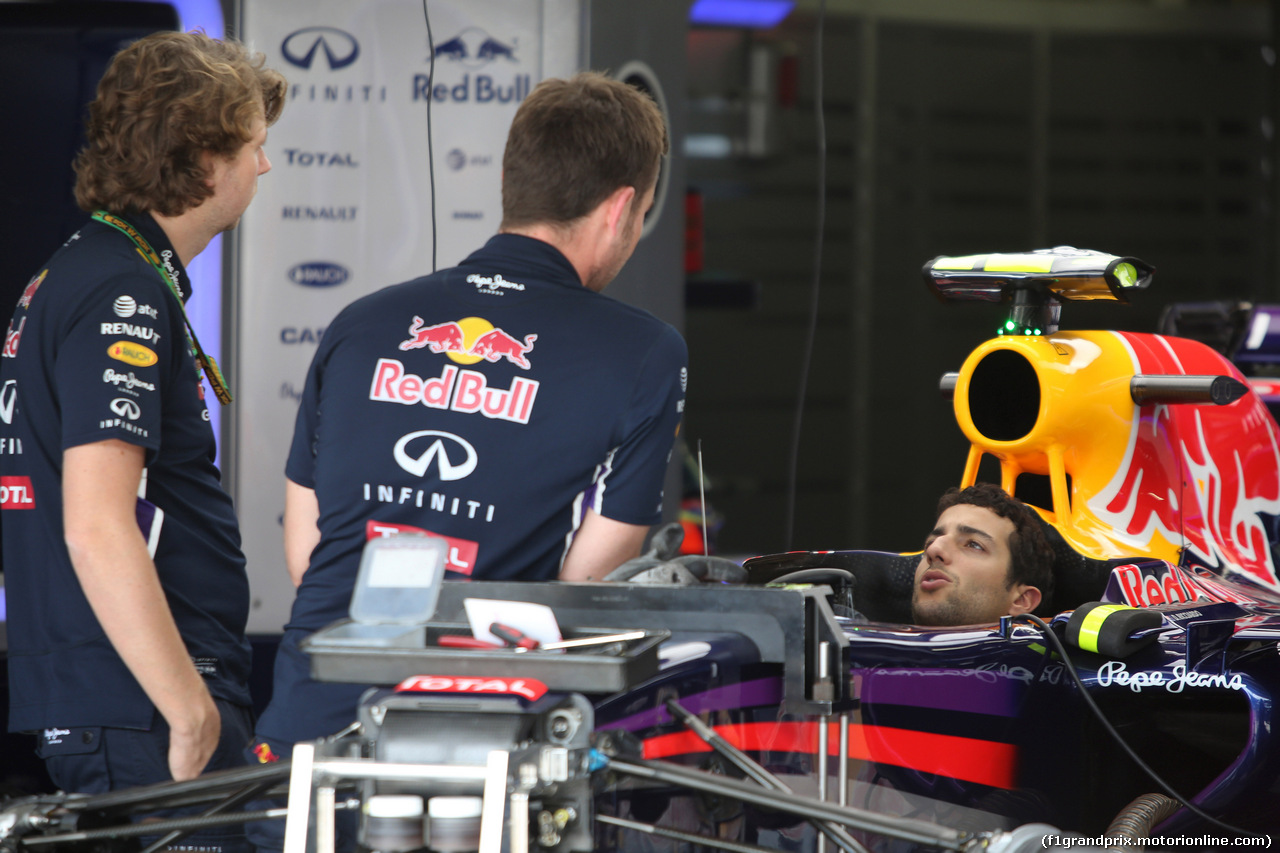 GP BRASILE, 06.11.2014 - Daniel Ricciardo (AUS) Red Bull Racing RB10