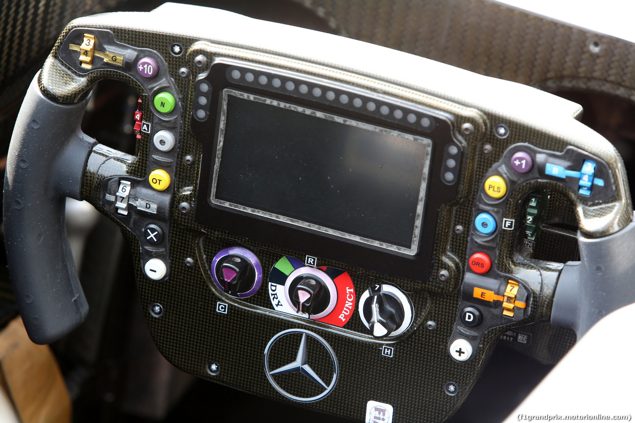GP BRASILE, 06.11.2014 -Mercedes AMG F1 W05 Steering wheel