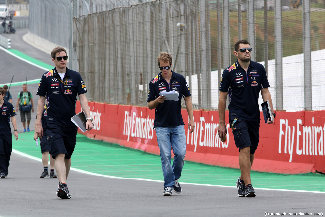 GP BRASILE, 06.11.2014 - Sebastian Vettel (GER) Red Bull Racing RB10
