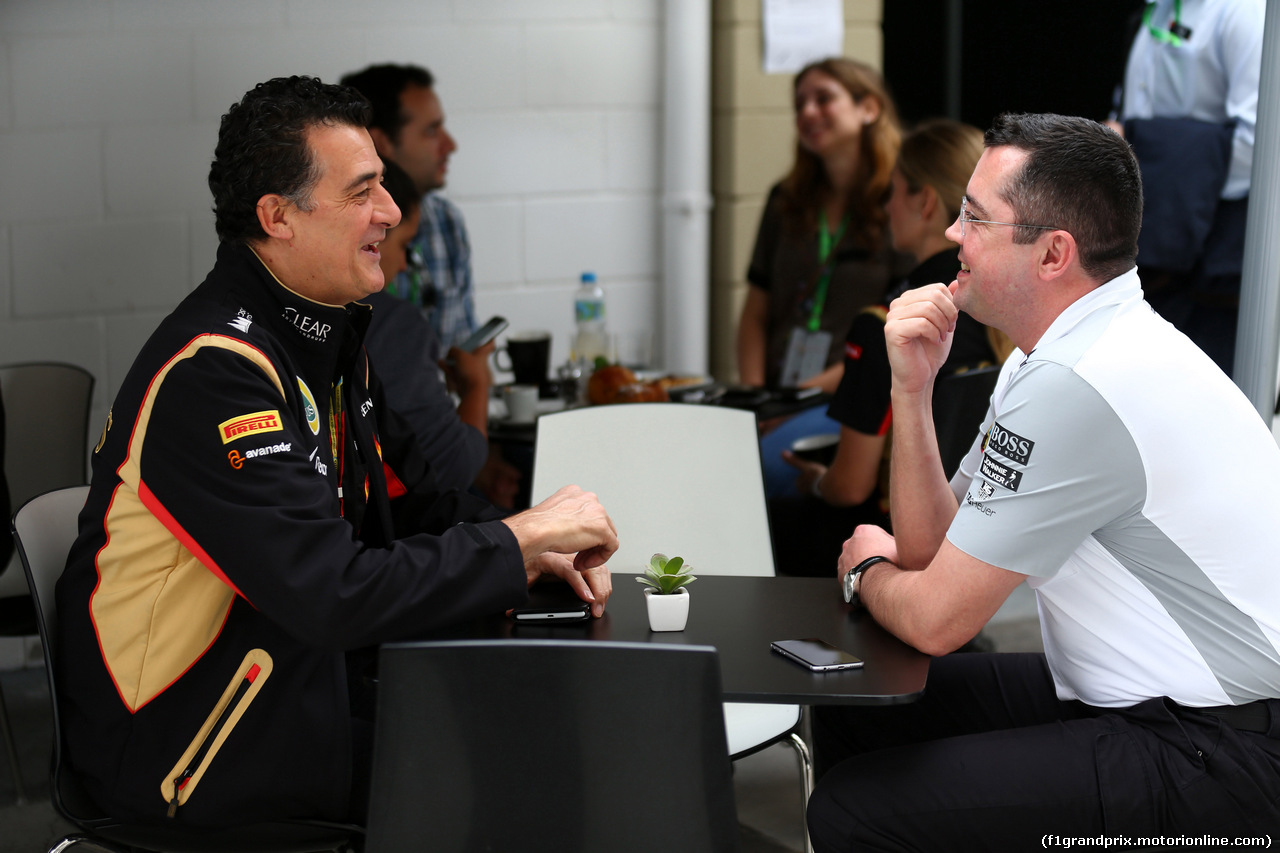 GP BRASILE, 07.11.2014 - Prove Libere 1, Federico Gastaldi (ARG) Lotus F1 Team Deputy Team Principal e Eric Boullier (FRA) McLaren Racing Director.