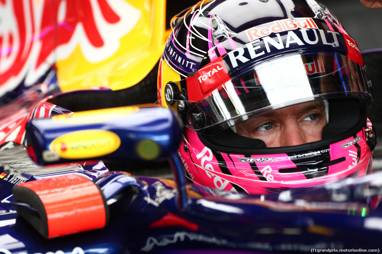 GP BRASILE, 07.11.2014 - Prove Libere 1, Sebastian Vettel (GER) Red Bull Racing RB10