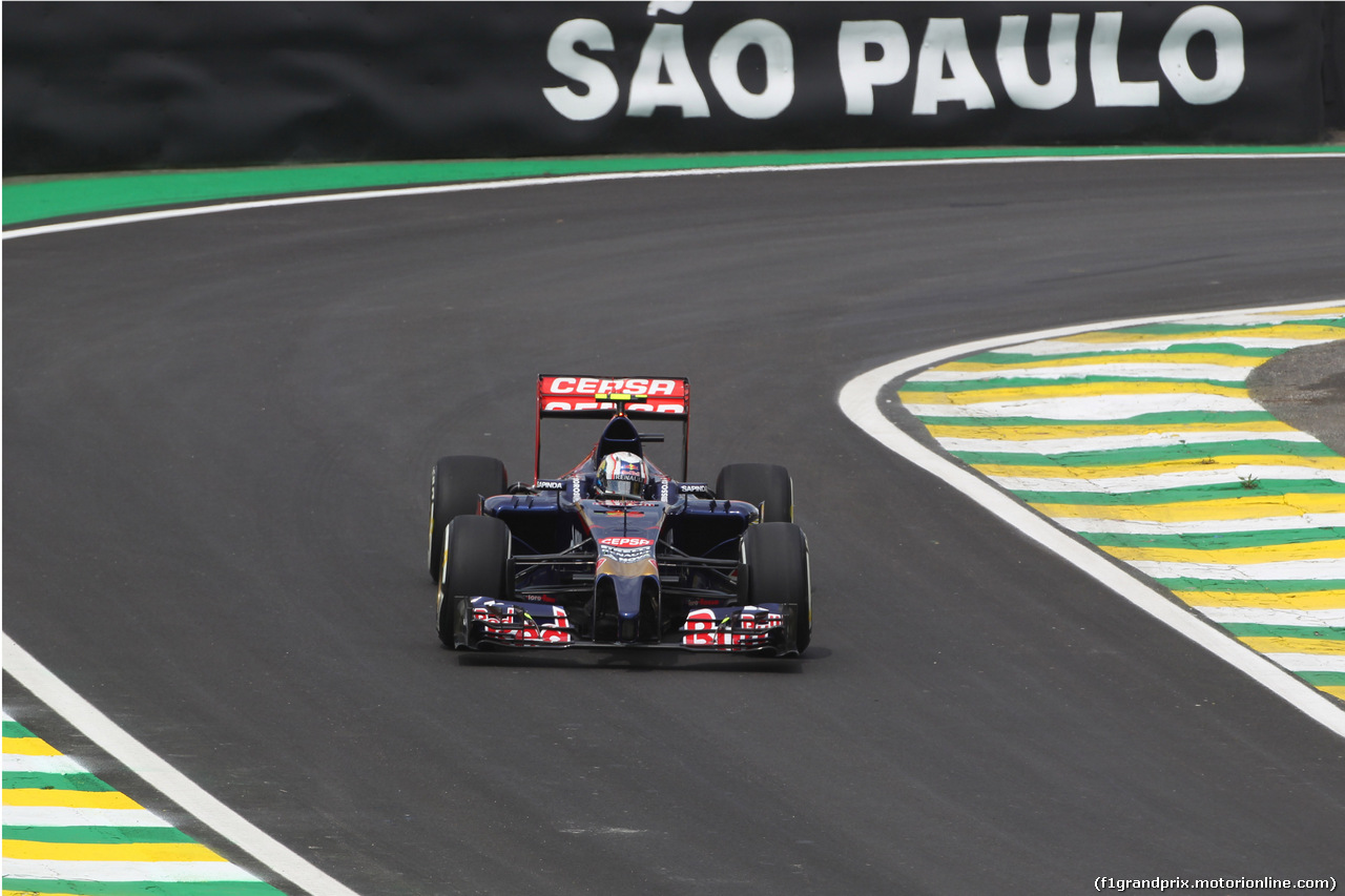 GP BRASILE, 07.11.2014 - Prove Libere 1, Daniil Kvyat (RUS) Scuderia Toro Rosso STR9