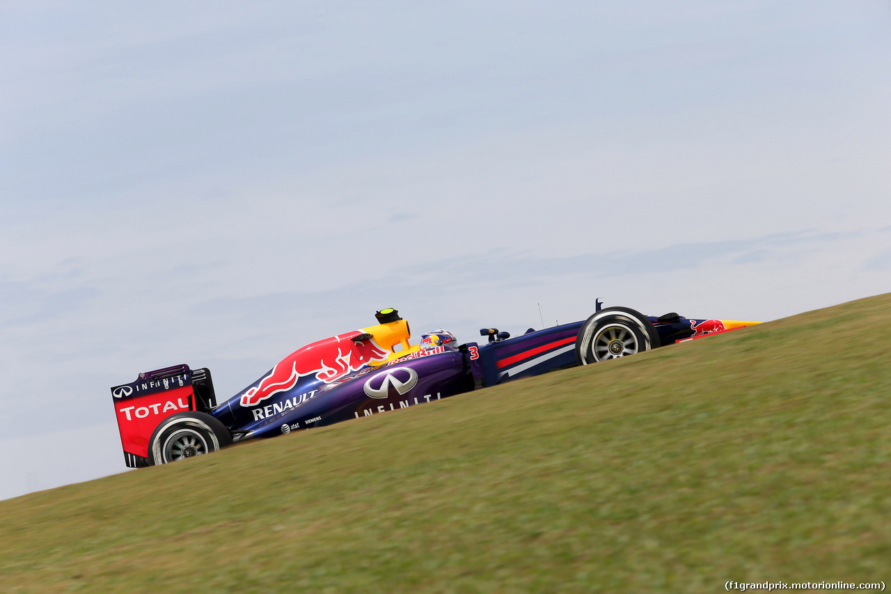 GP BRASILE, 07.11.2014 - Prove Libere 1, Daniel Ricciardo (AUS) Red Bull Racing RB10