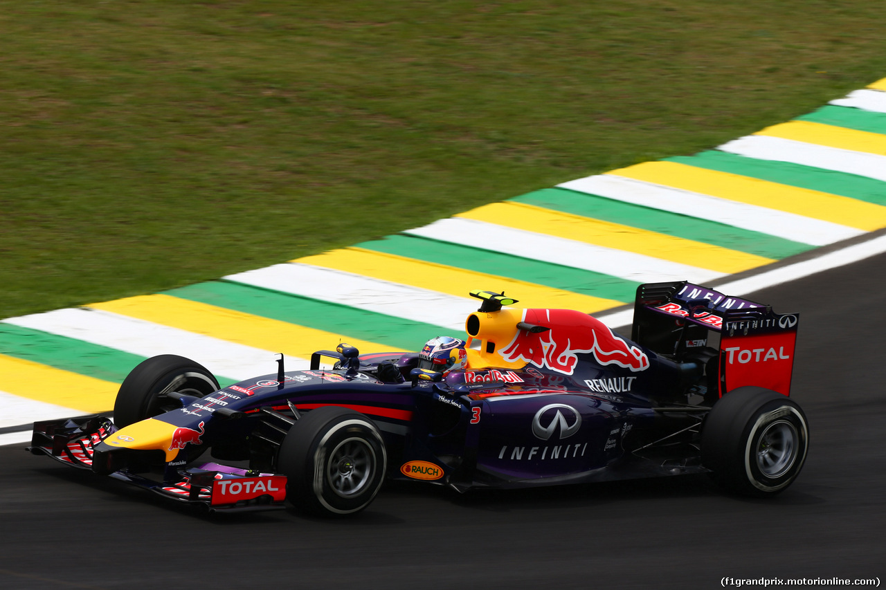 GP BRASILE, 07.11.2014 - Prove Libere 1, Daniel Ricciardo (AUS) Red Bull Racing RB10