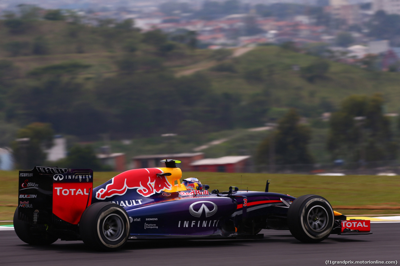 GP BRASILE, 07.11.2014 - Prove Libere 1, Daniel Ricciardo (AUS) Red Bull Racing RB10