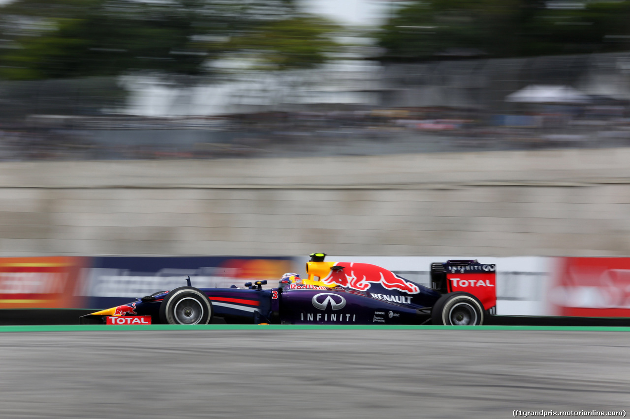 GP BRASILE, 07.11.2014 - Prove Libere 1, Daniel Ricciardo (AUS) Red Bull Racing RB10