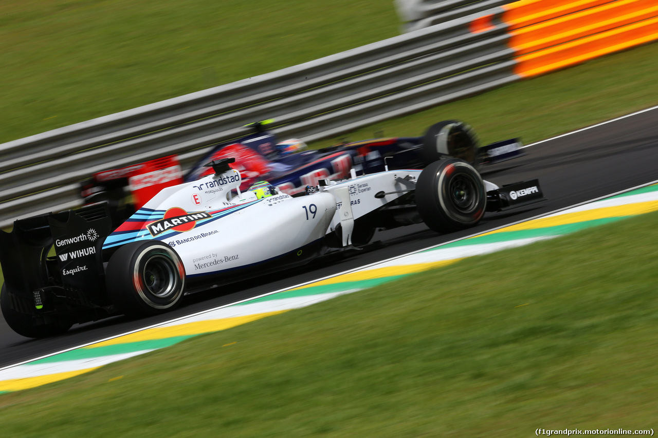 GP BRASILE, 07.11.2014 - Prove Libere 1, Felipe Massa (BRA) Williams F1 Team FW36 e Daniil Kvyat (RUS) Scuderia Toro Rosso STR9