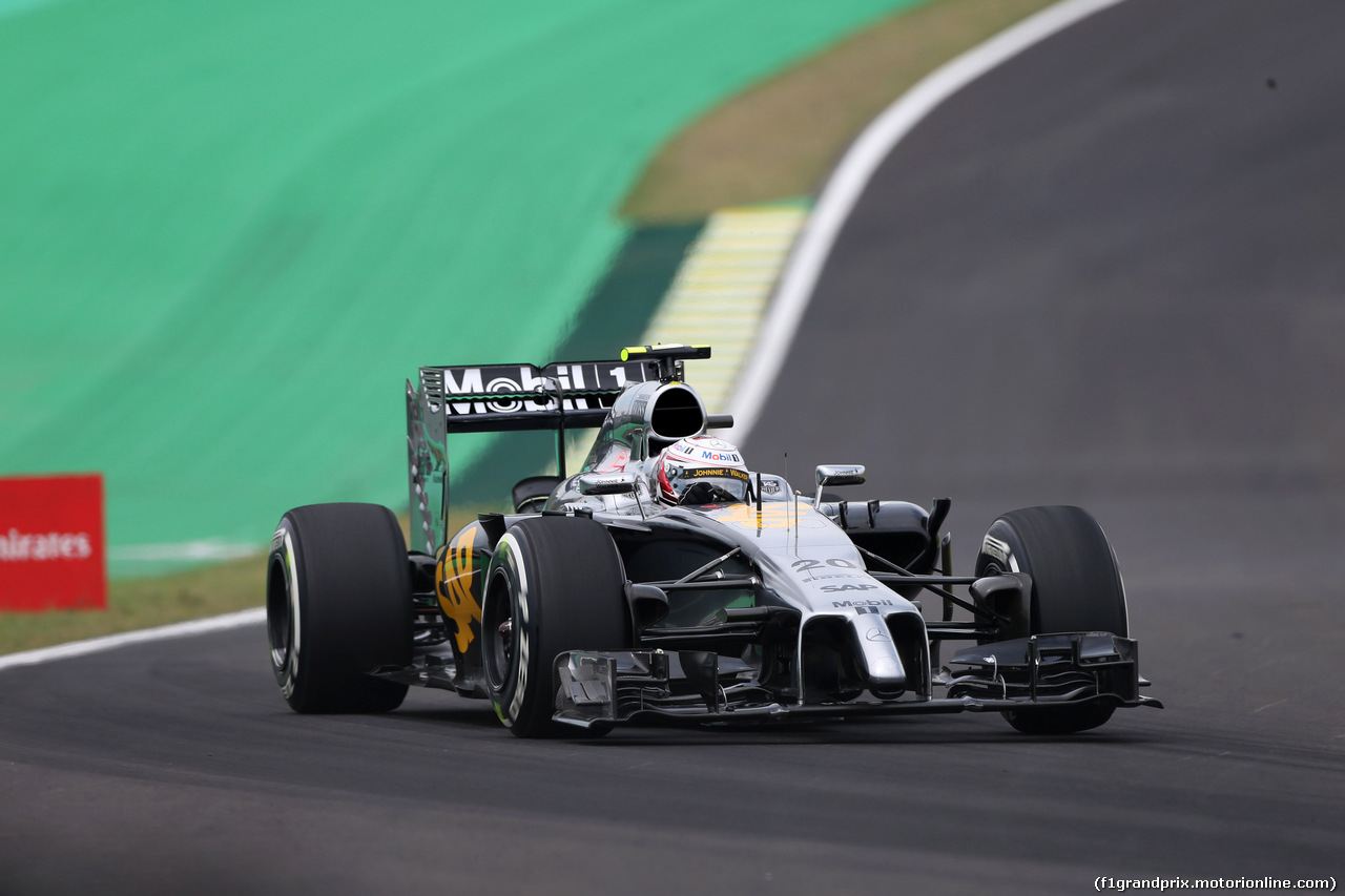GP BRASILE, 07.11.2014 - Prove Libere 1, Kevin Magnussen (DEN) McLaren Mercedes MP4-29