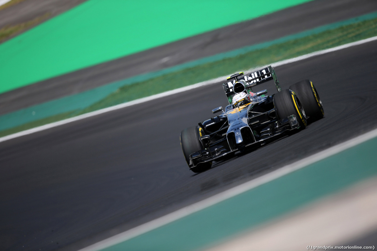 GP BRASILE, 07.11.2014 - Prove Libere 2, Kevin Magnussen (DEN) McLaren Mercedes MP4-29