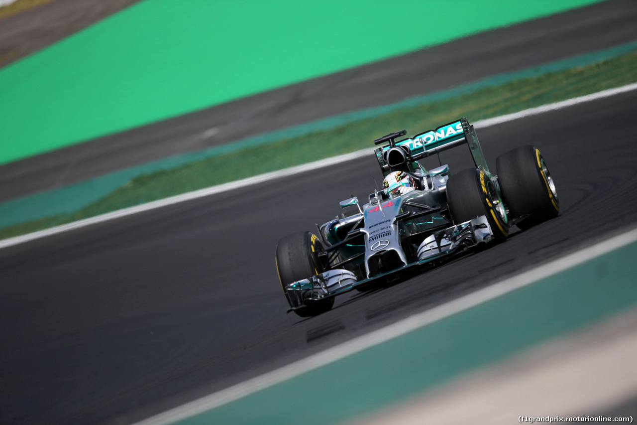 GP BRASILE, 07.11.2014 - Prove Libere 2, Lewis Hamilton (GBR) Mercedes AMG F1 W05