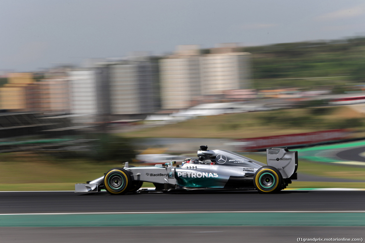 GP BRASILE, 07.11.2014 - Prove Libere 2, Lewis Hamilton (GBR) Mercedes AMG F1 W05