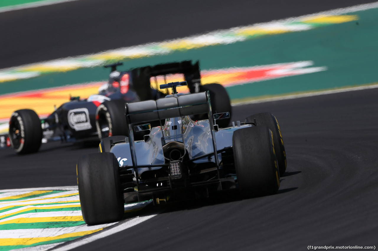 GP BRASILE, 07.11.2014 - Prove Libere 2, Adrian Sutil (GER) Sauber F1 Team C33