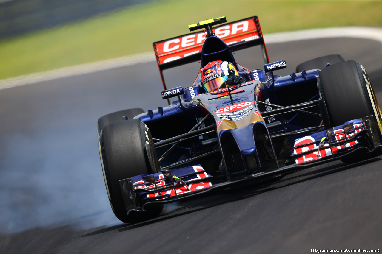 GP BRASILE, 07.11.2014 - Prove Libere 2, Daniil Kvyat (RUS) Scuderia Toro Rosso STR9