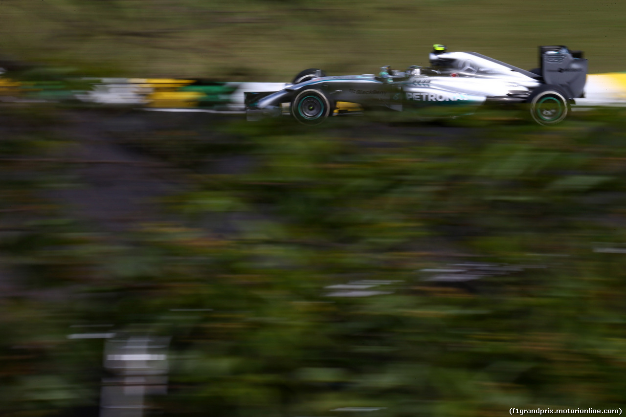 GP BRASILE, 07.11.2014 - Prove Libere 2, Lewis Hamilton (GBR) Mercedes AMG F1 W05
