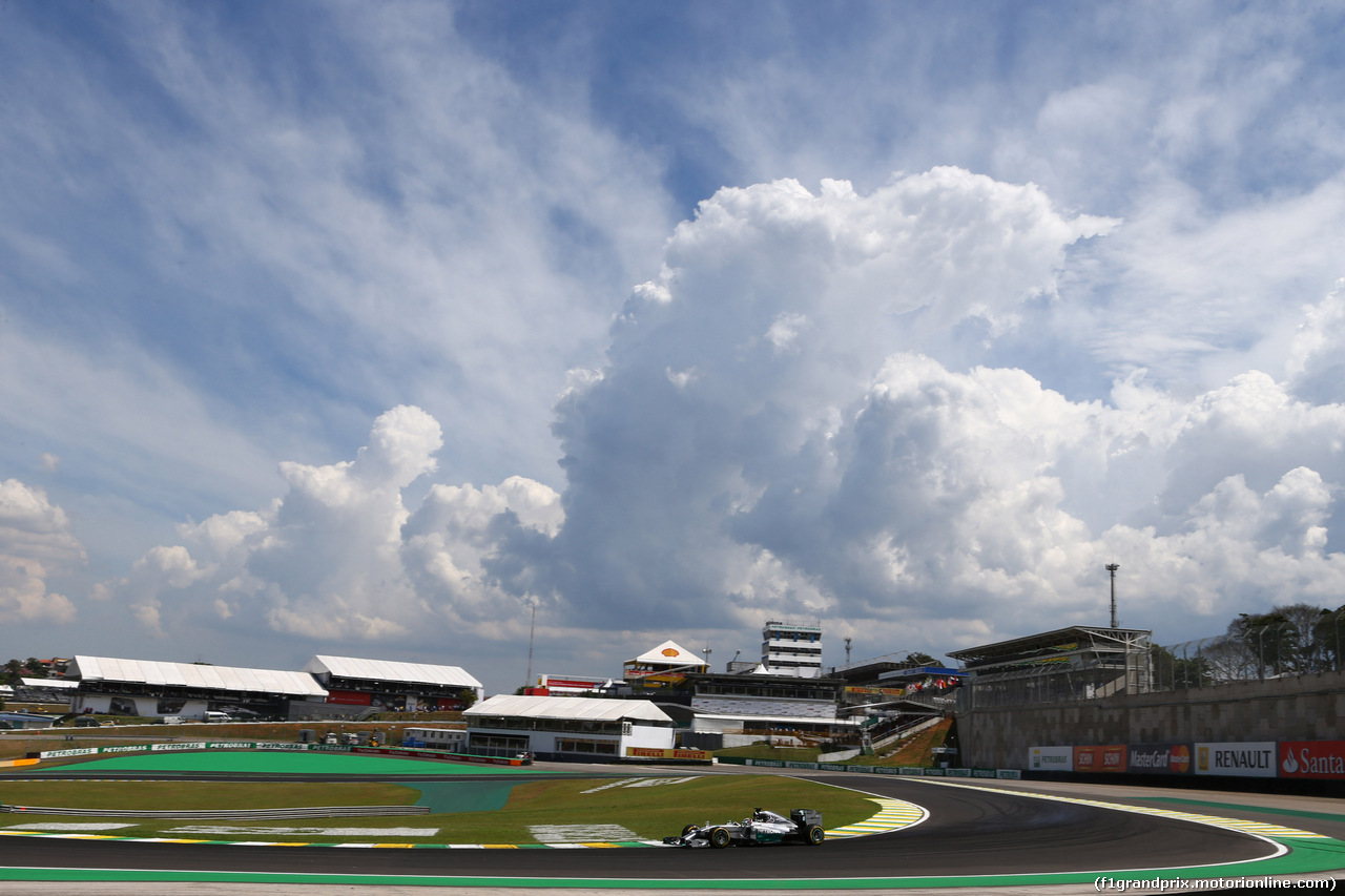 GP BRASILE, 07.11.2014 - Prove Libere 2, Lewis Hamilton (GBR) Mercedes AMG F1 W05
