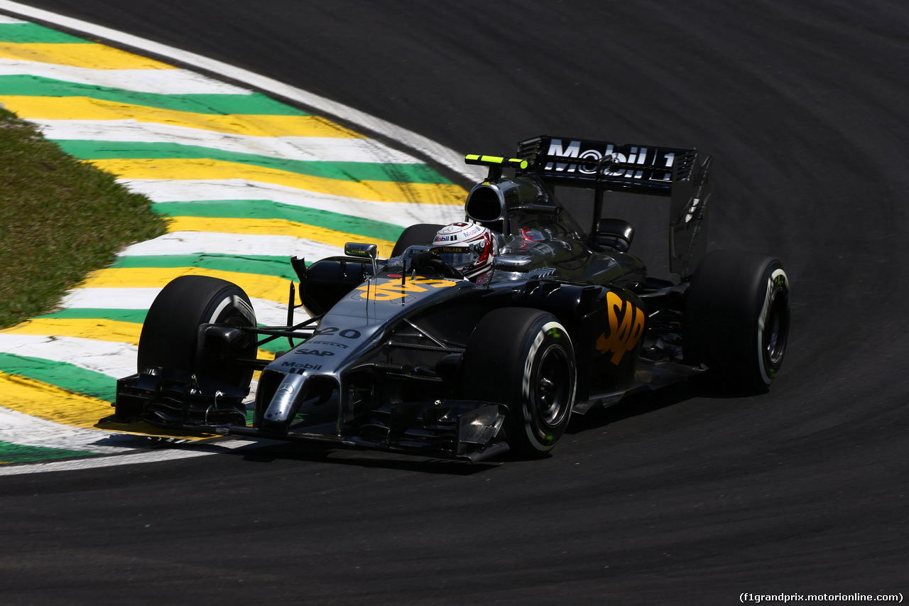 GP BRASILE, 07.11.2014 - Prove Libere 2, Kevin Magnussen (DEN) McLaren Mercedes MP4-29