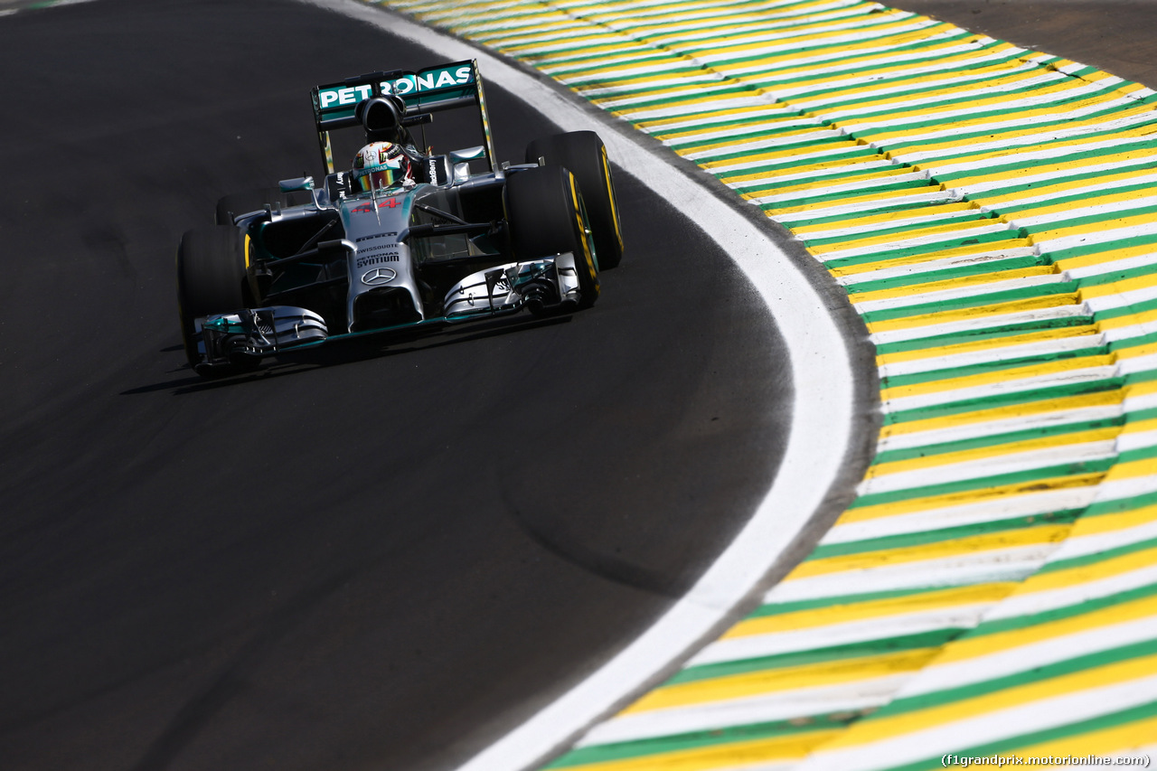 GP BRASILE, 07.11.2014 - Prove Libere 2, Lewis Hamilton (GBR) Mercedes AMG F1 W05