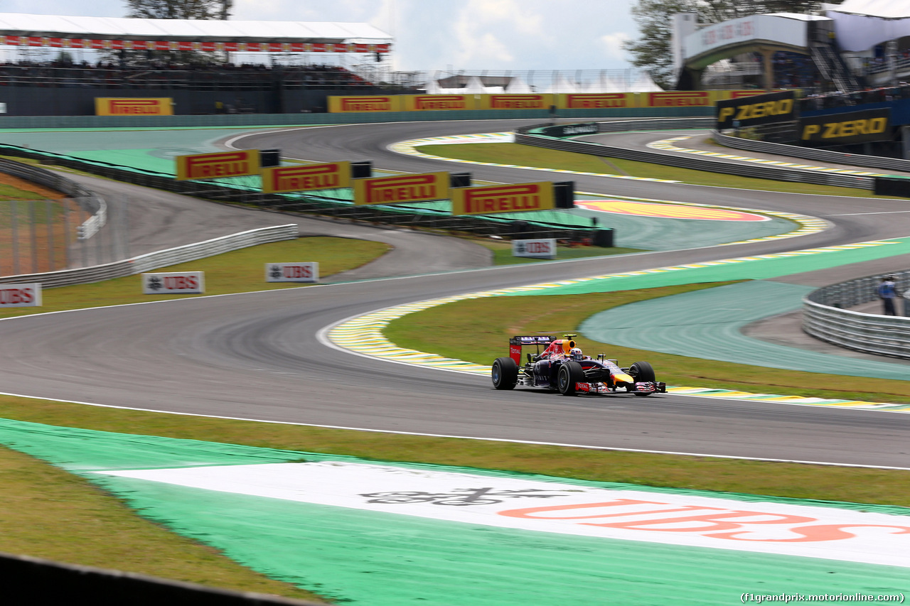 GP BRASILE, 07.11.2014 - Prove Libere 2, Daniel Ricciardo (AUS) Red Bull Racing RB10