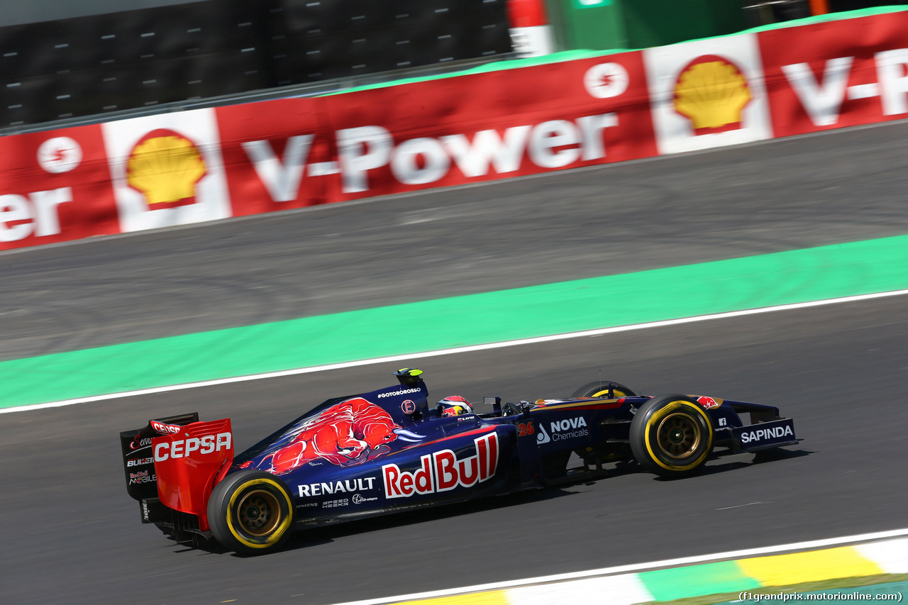 GP BRASILE, 07.11.2014 - Prove Libere 2, Daniil Kvyat (RUS) Scuderia Toro Rosso STR9