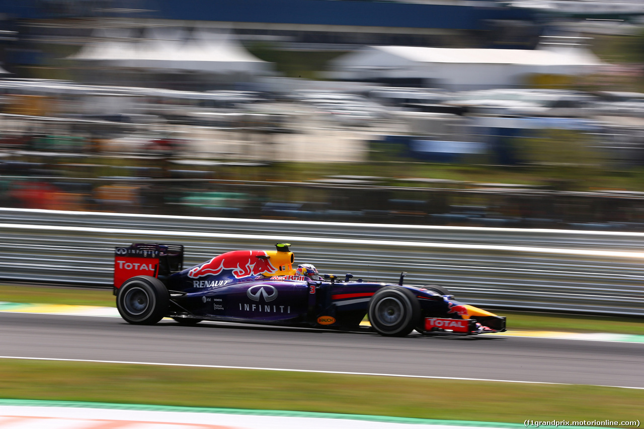 GP BRASILE, 07.11.2014 - Prove Libere 2, Daniel Ricciardo (AUS) Red Bull Racing RB10